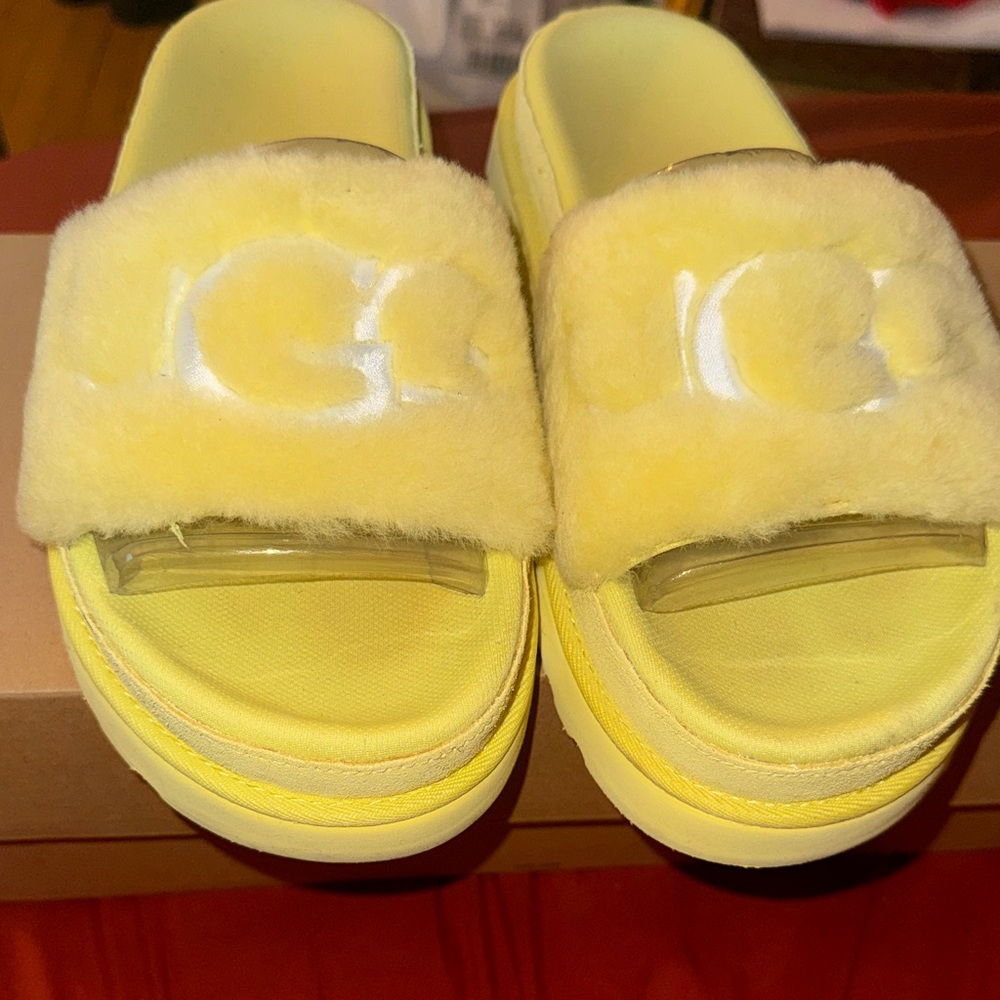 UGG Sunny Yellow Fluffy Slides